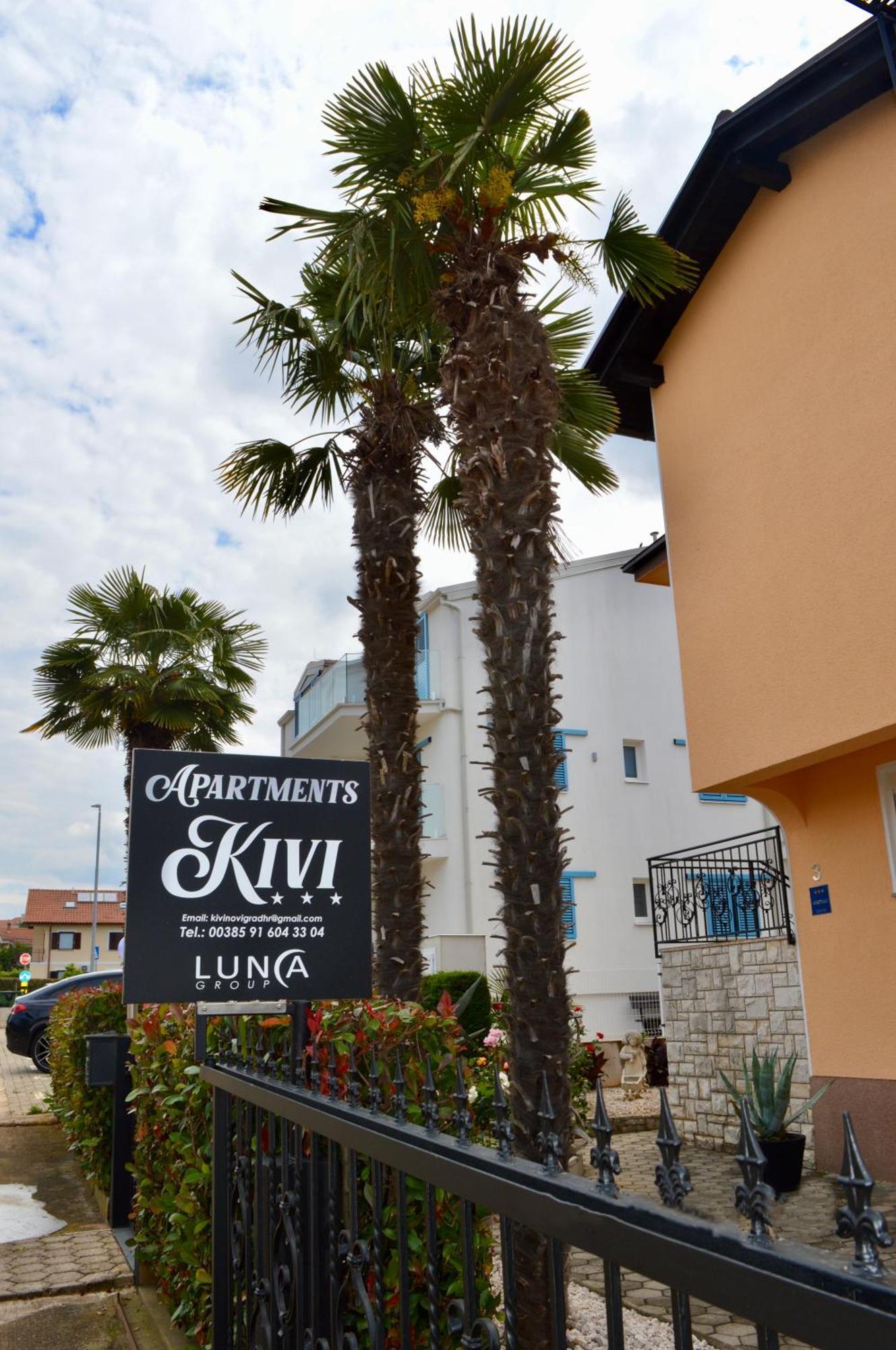 Apartments Kivi Novigrad Istria Buitenkant foto