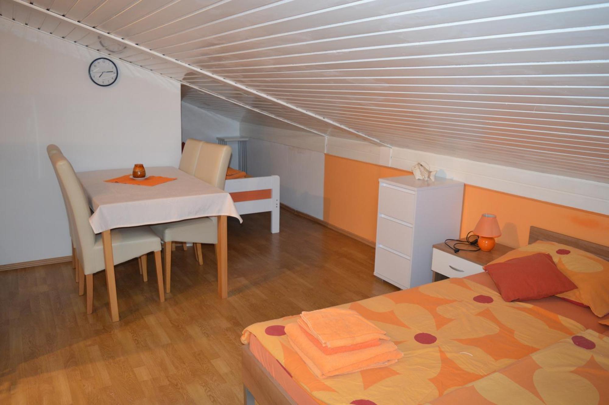 Apartments Kivi Novigrad Istria Buitenkant foto